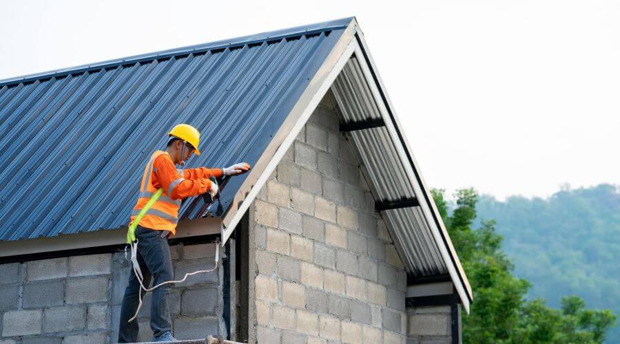 Professional metal roof installation in Schiller Park, IL